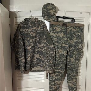 Dickies Camouflage Jacket and Pants Set